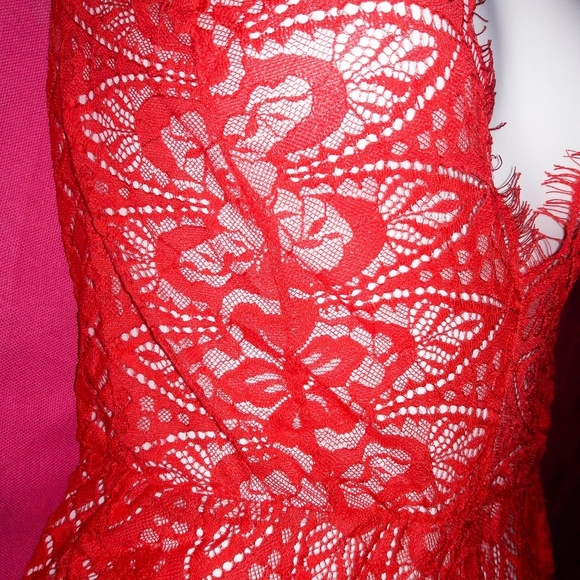 Red Geometric Eyelash Lace Bodysuit Romper Teddy - Picture 4 of 7